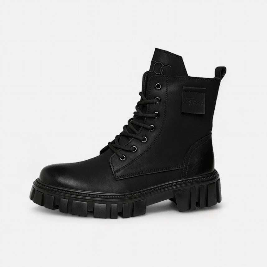 Black platform winter boots