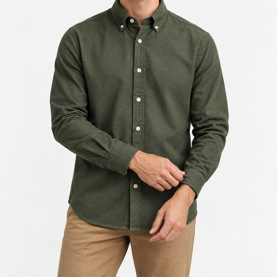 Brushed cotton oxford shirt with a button collar