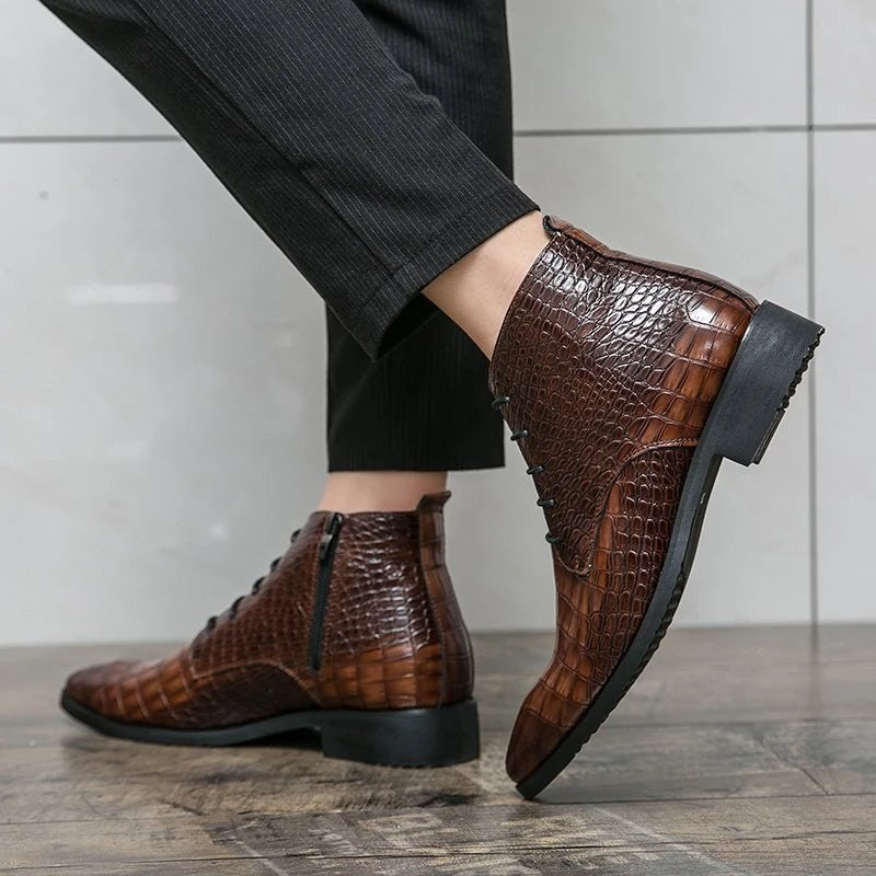 Casual pointed leather chelsea boots