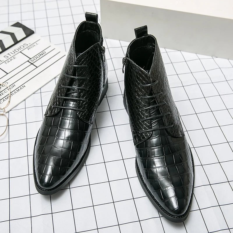 Casual pointed leather chelsea boots