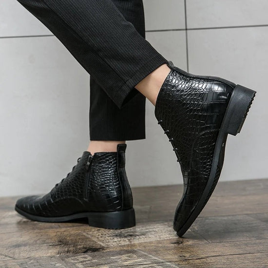 Casual pointed leather chelsea boots