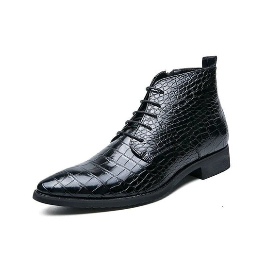Casual pointed leather chelsea boots