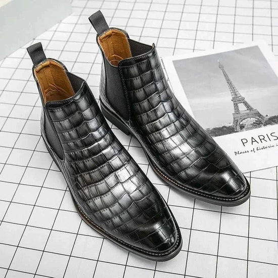 Casual snake pattern boots