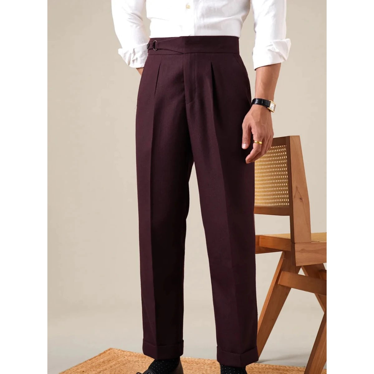 Classic single-pleat business trousers
