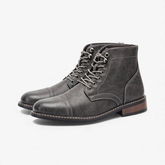 Classical ankle leather boots