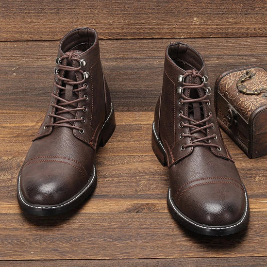 Classical ankle leather boots