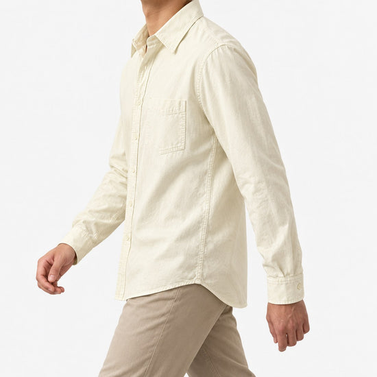 Cotton point collar shirt with a chest pocket