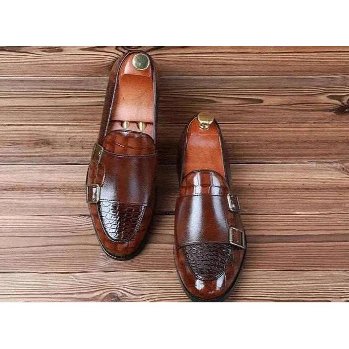 Crocodile pattern microfiber shoes