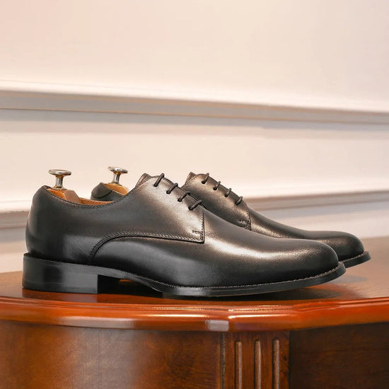 Derby formal business shoes made of genuine leather