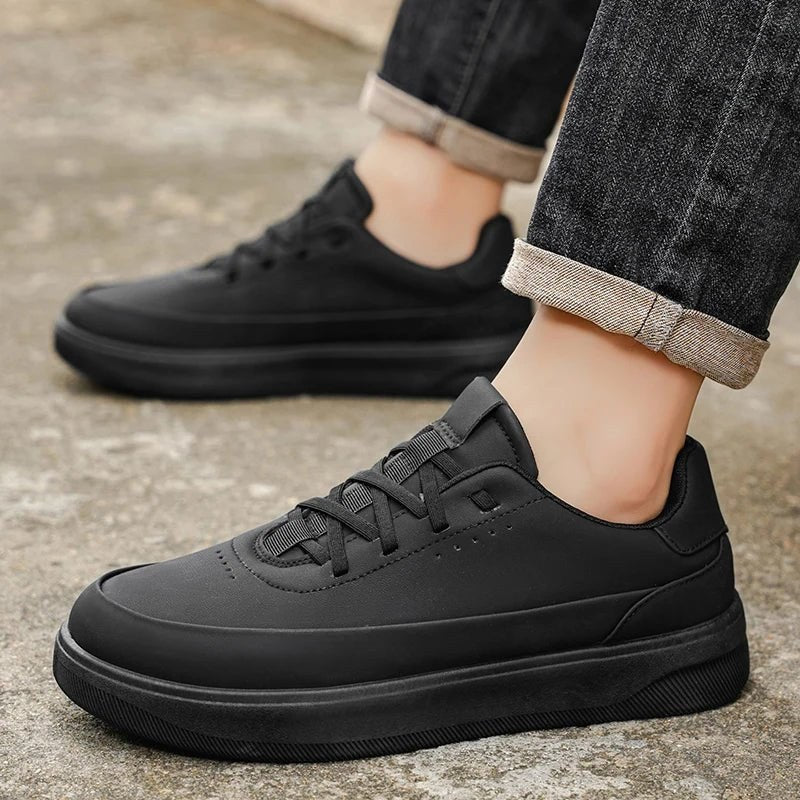 Genuine leather shoes with sole