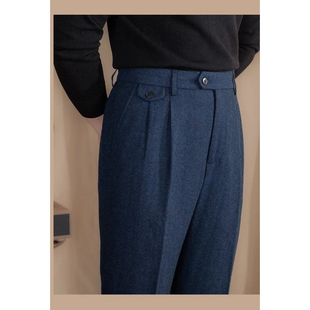 Italian wool herringbone pattern straight pants