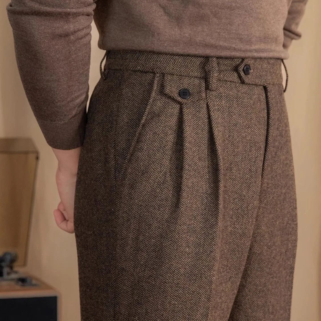 Italian wool herringbone pattern straight pants