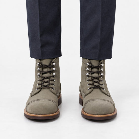 Leather cap toe lace up boots