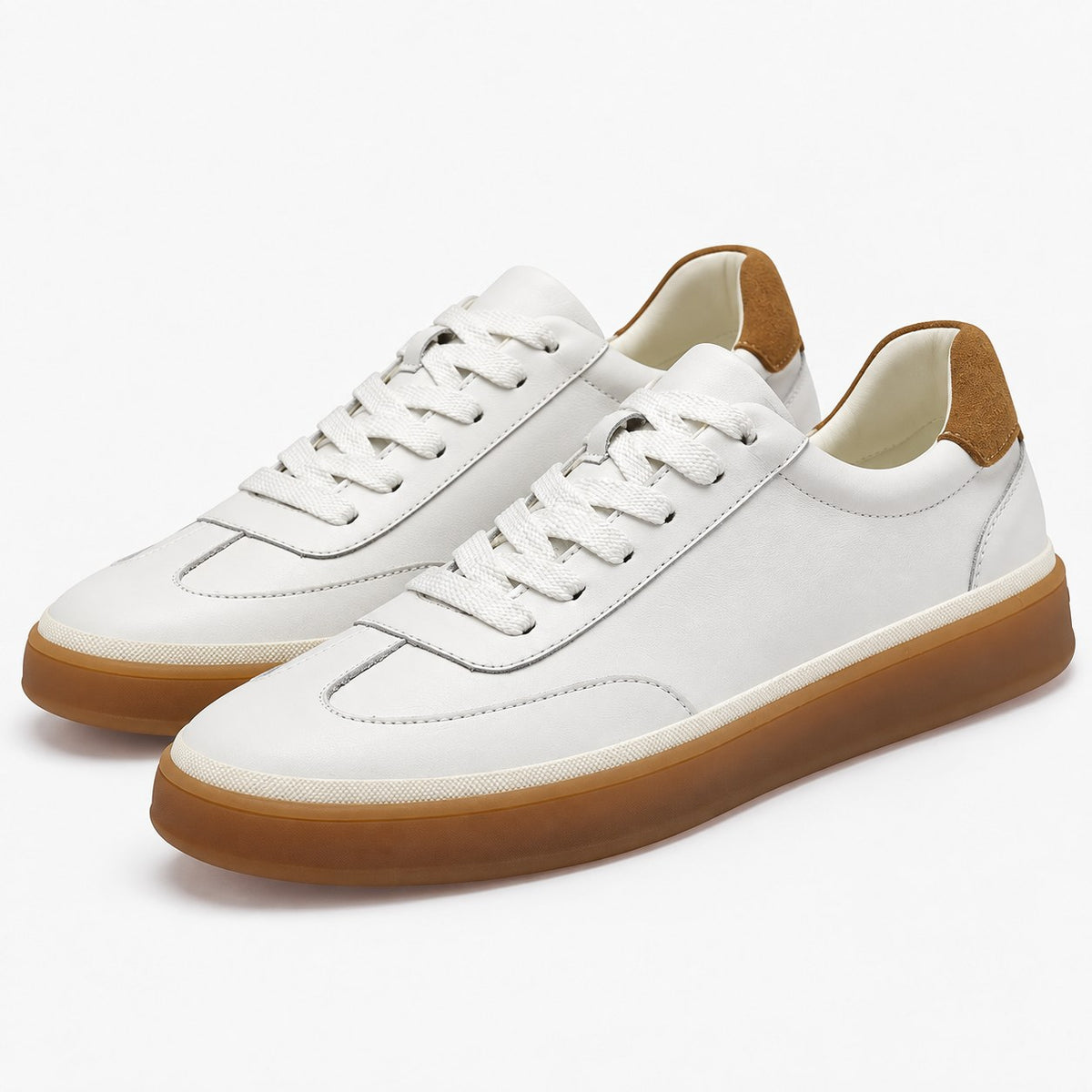 Leather court sneakers with gum soles