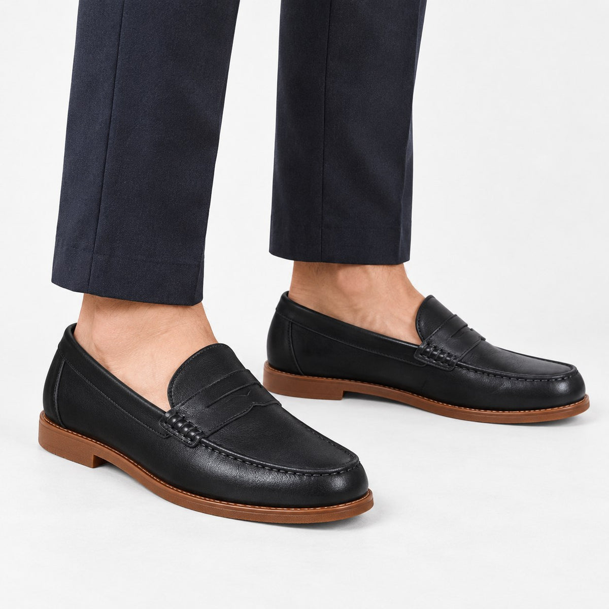 Leather penny loafers with contrast soles
