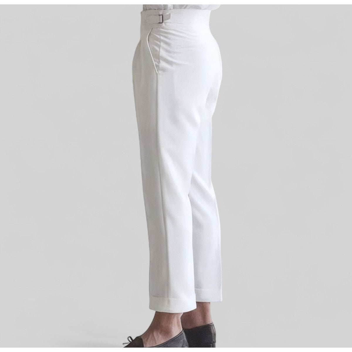 Men's black shirt and white high-waist trousers set