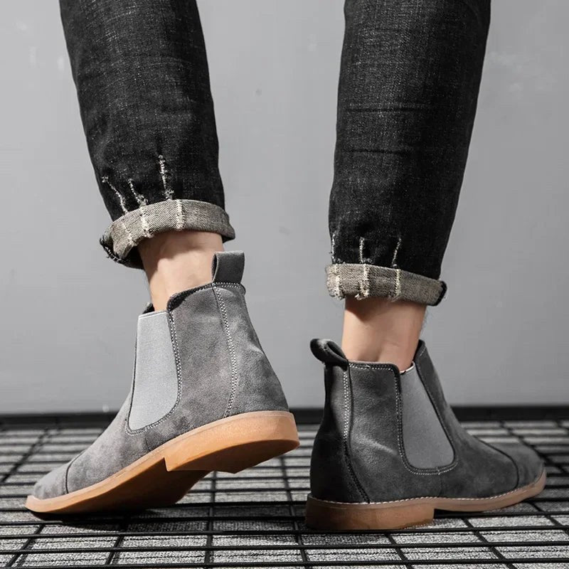 Men's chunky suede chelsea boots