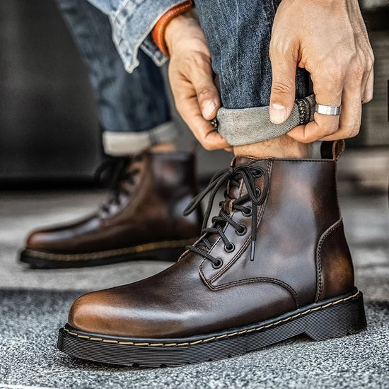 Men's cold-weather boots