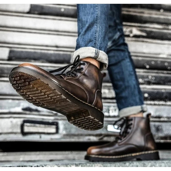 Men's cold-weather boots