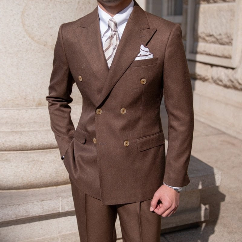 Men's double-breasted business suit