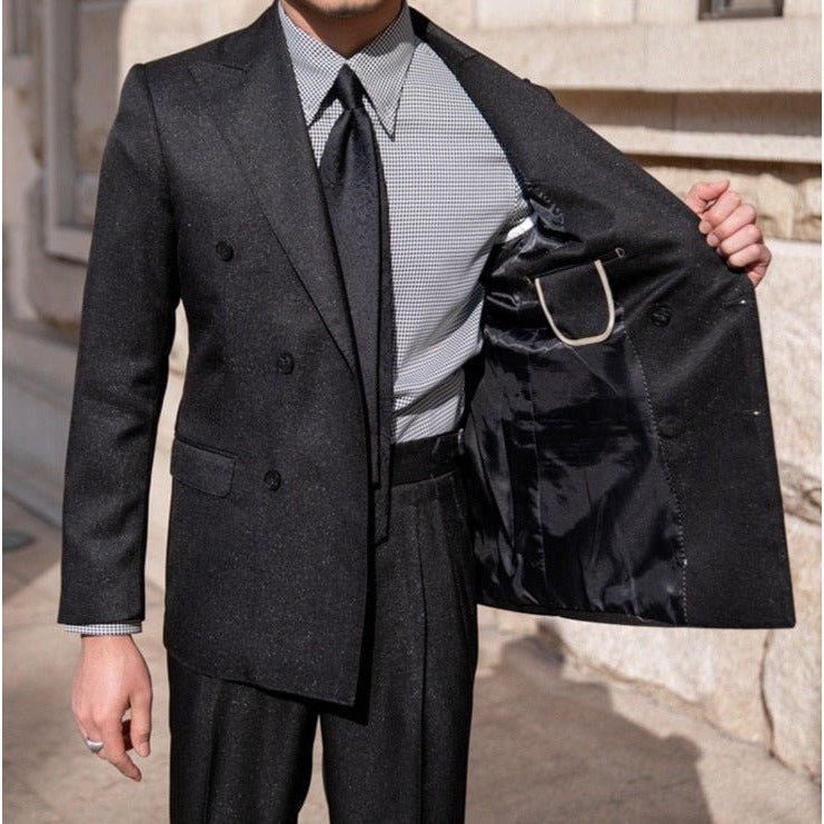 Men's double-breasted business suit