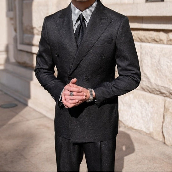 Men's double-breasted business suit