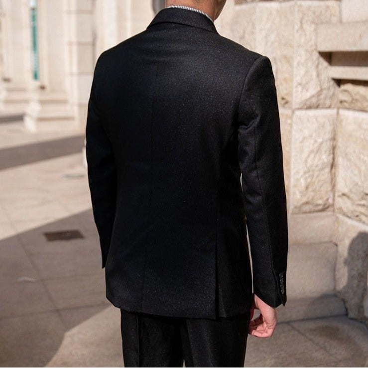 Men's double-breasted business suit