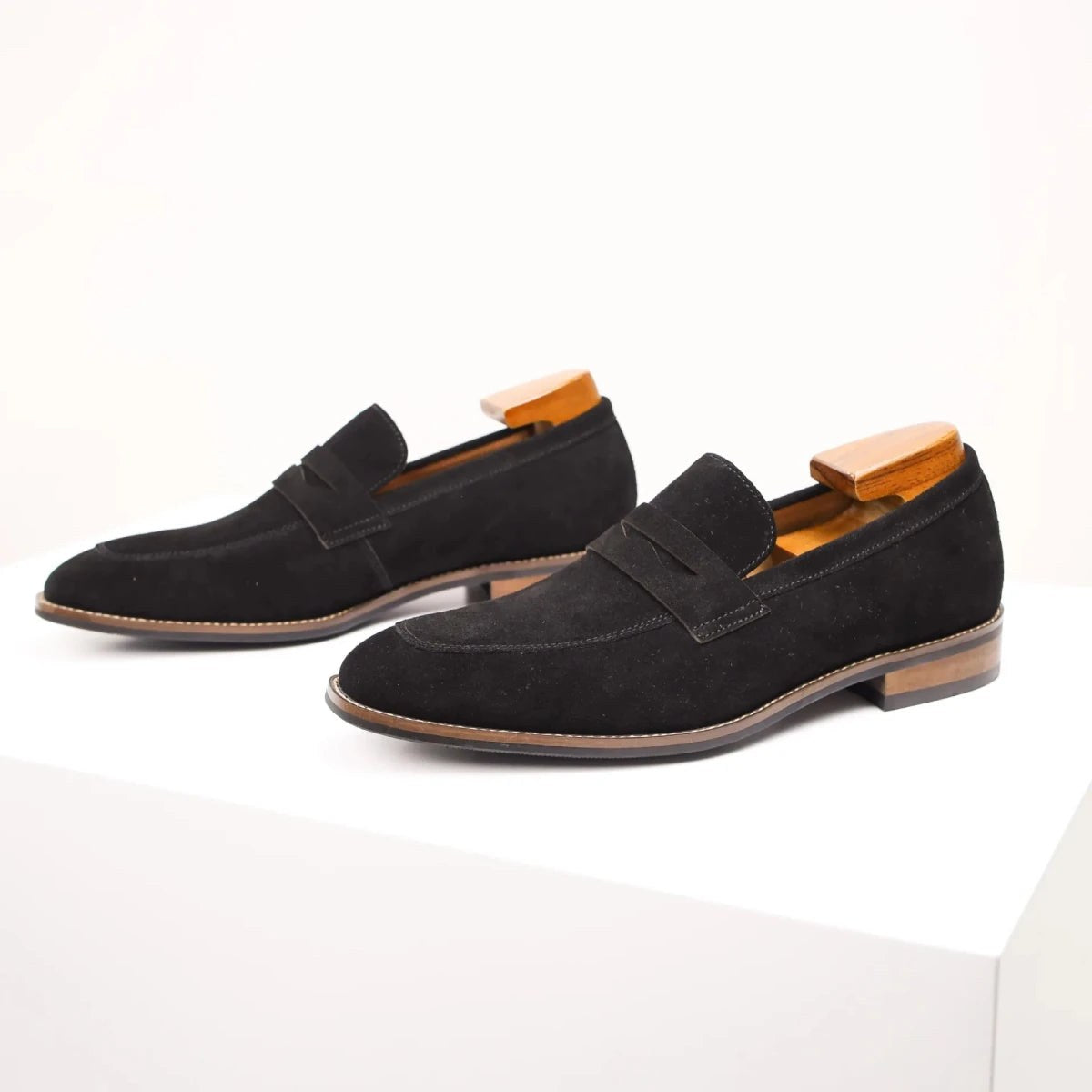 Men's lightweight suede driving loafers