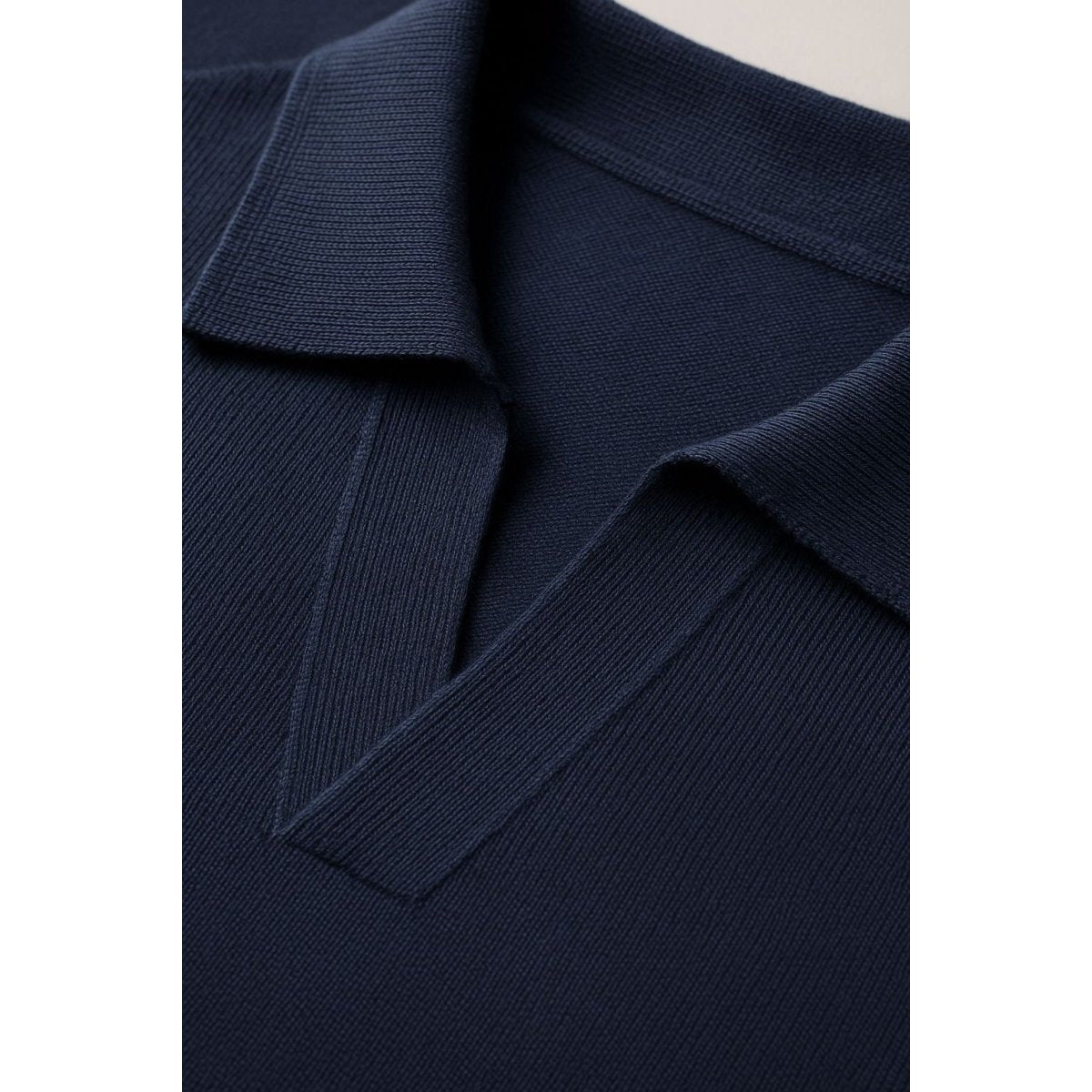 Men's navy blue t-shirt and white pants set