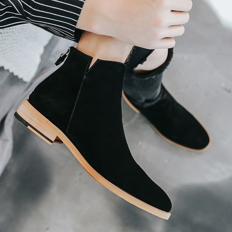 Men's refined suede chelsea boots
