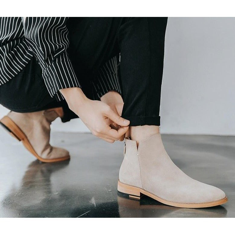 Men's refined suede chelsea boots