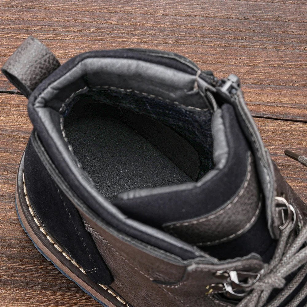 Men's rugged ankle boots