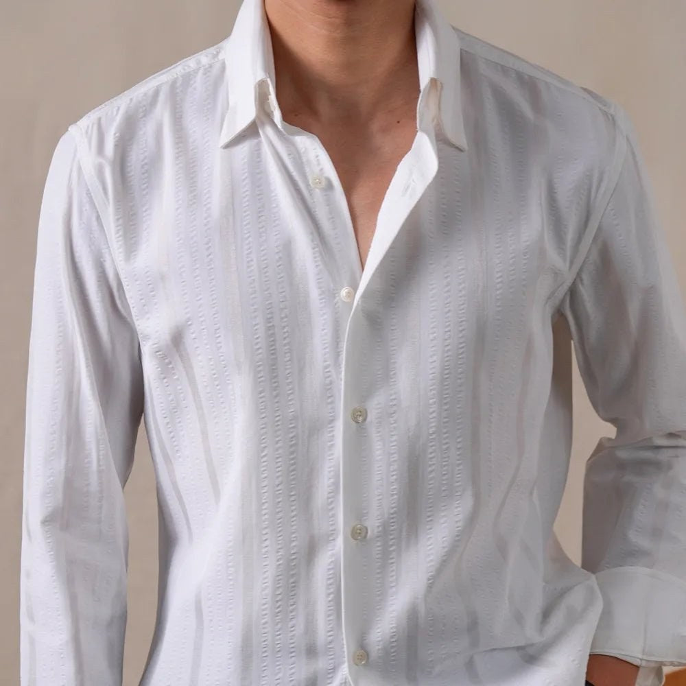 Men's vertical-stripe business shirt
