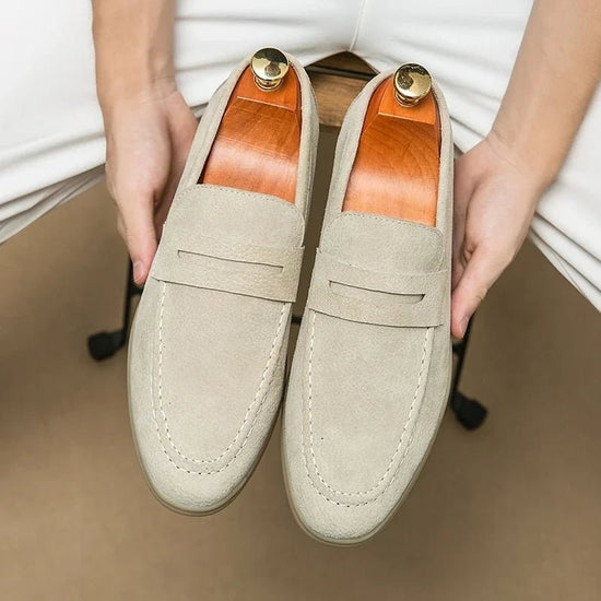 Retro pointed penny loafer