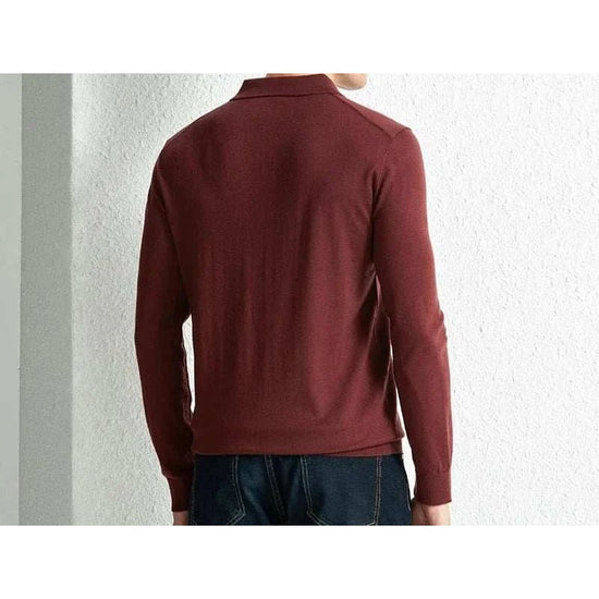 Slim fit wool autumn sweater