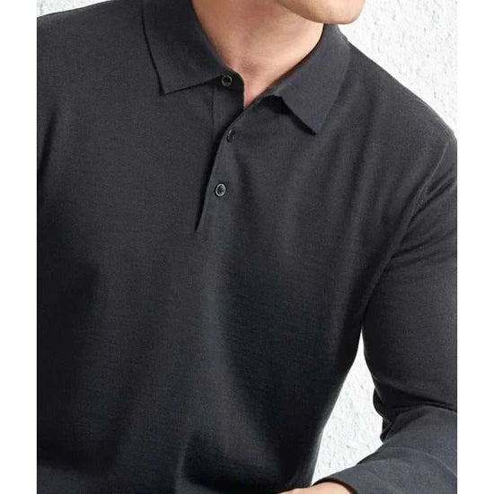 Slim fit wool autumn sweater