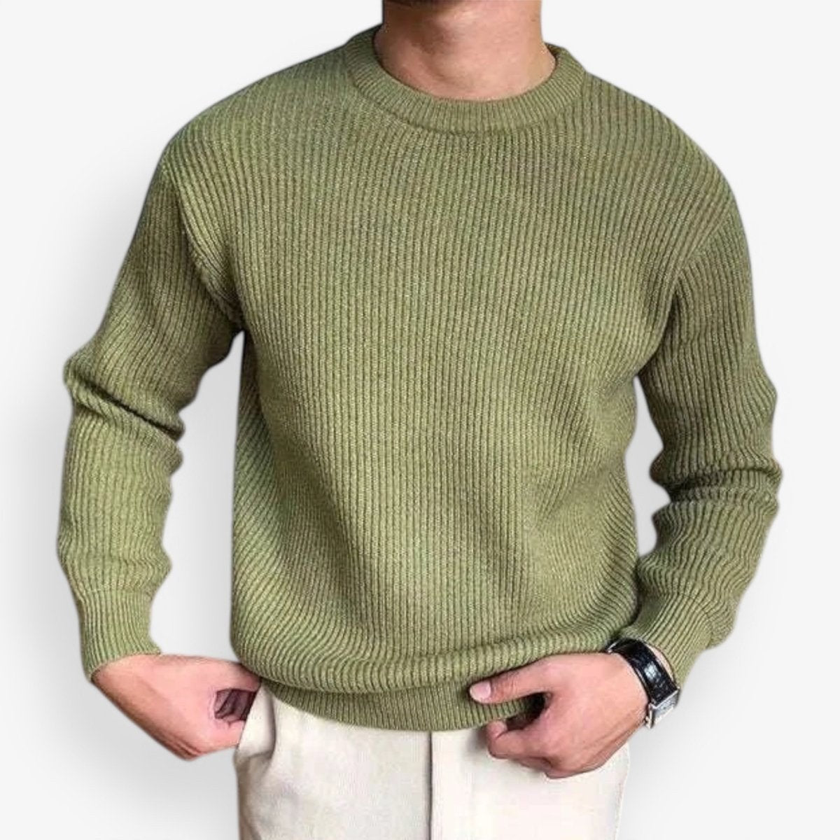 Solid round neck knit sweater