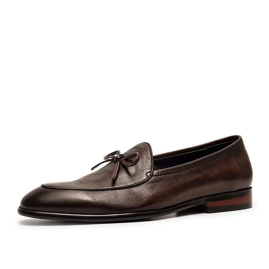 Square-toe bow loafer