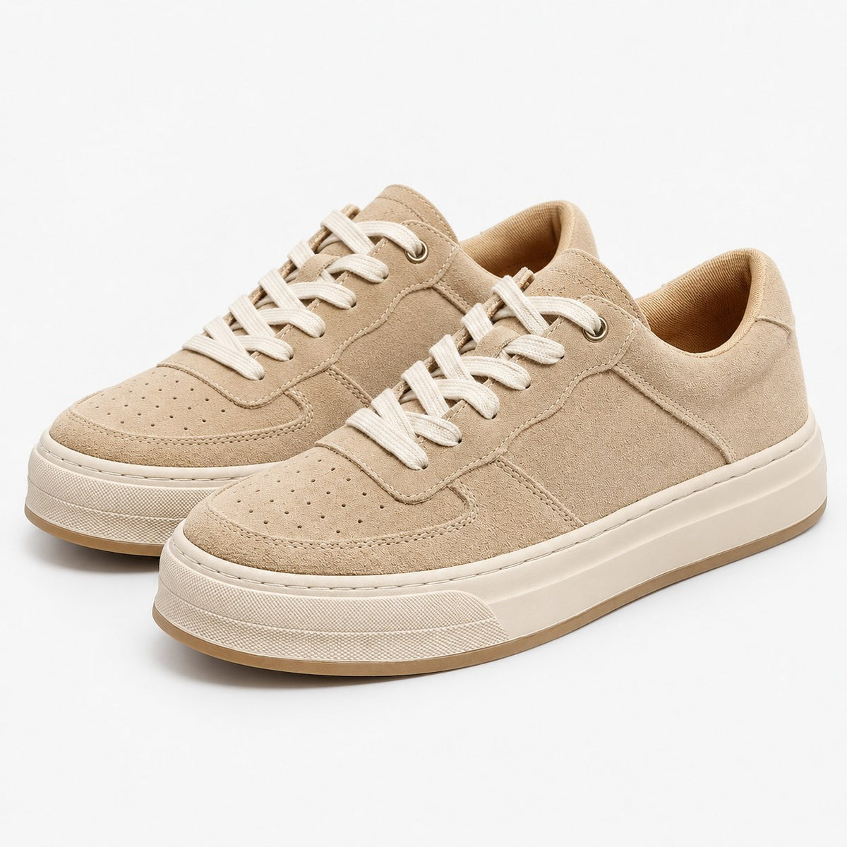 Suede panel low top sneakers