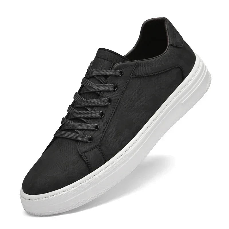 Tennis leather shoes
