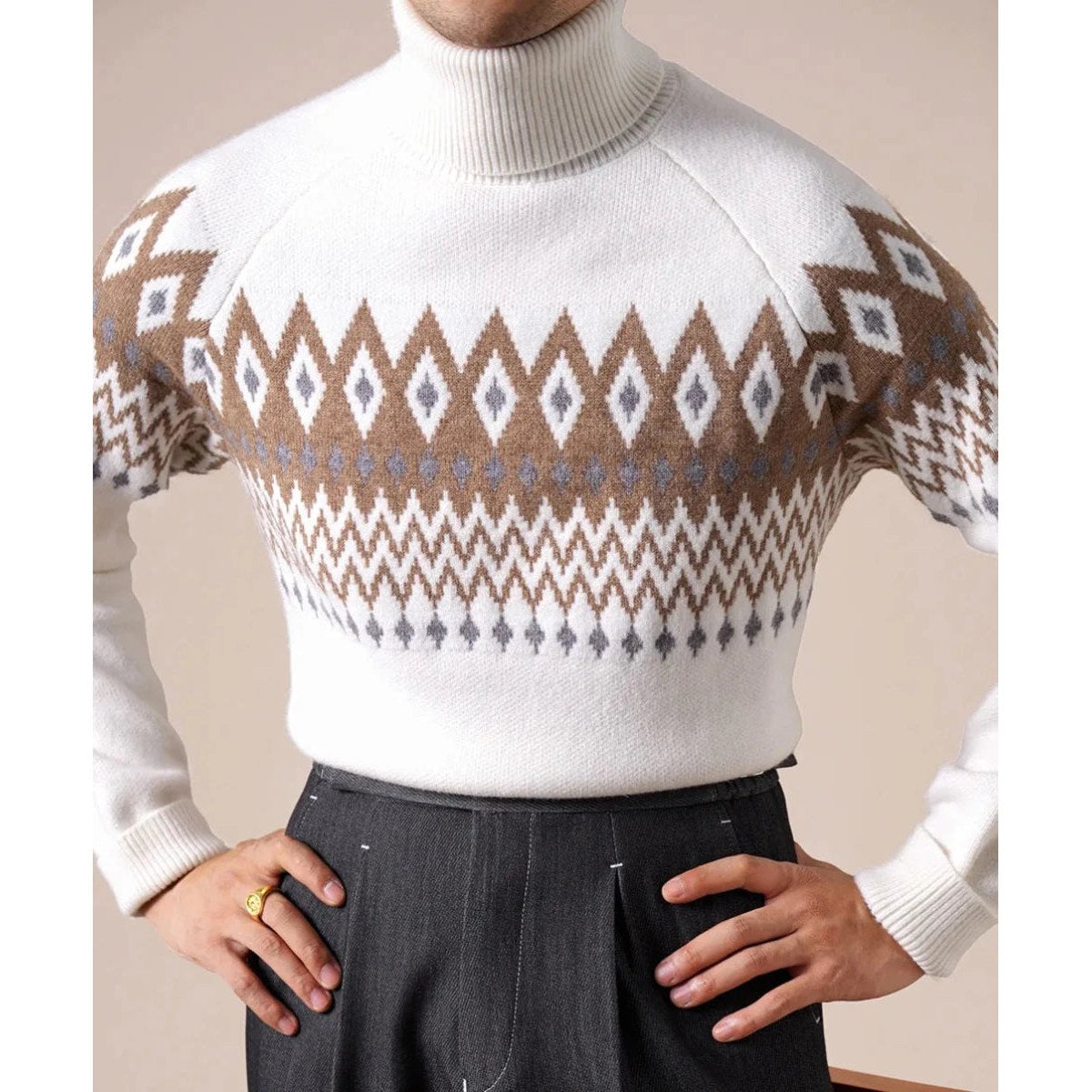 Wool-blend diamond turtleneck sweater