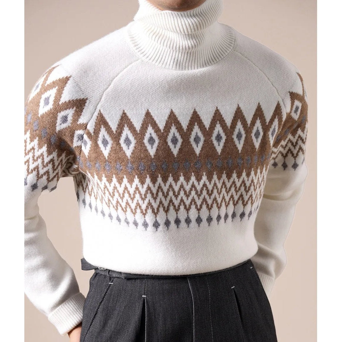 Wool-blend diamond turtleneck sweater