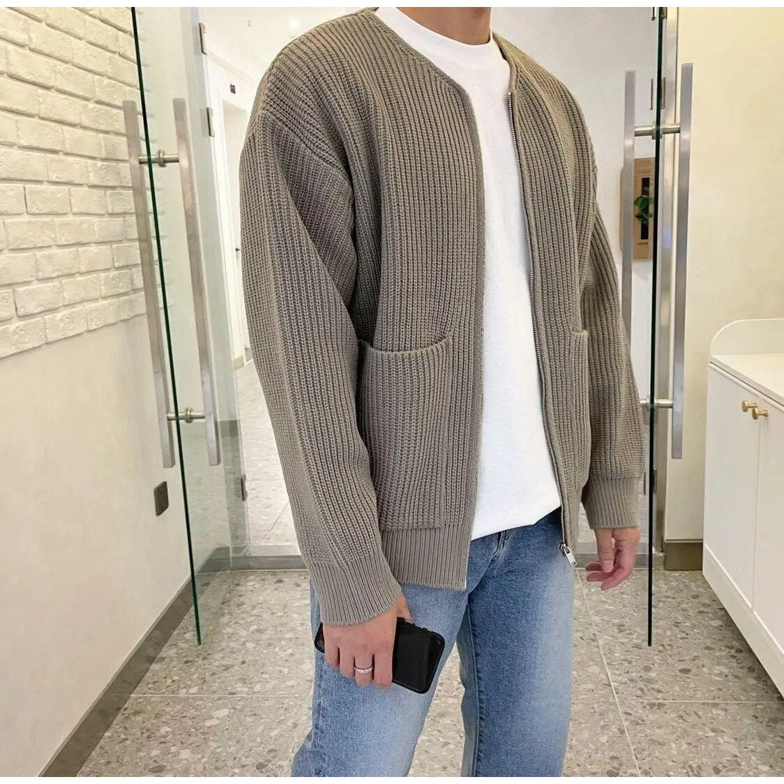 Zip-up cardigan